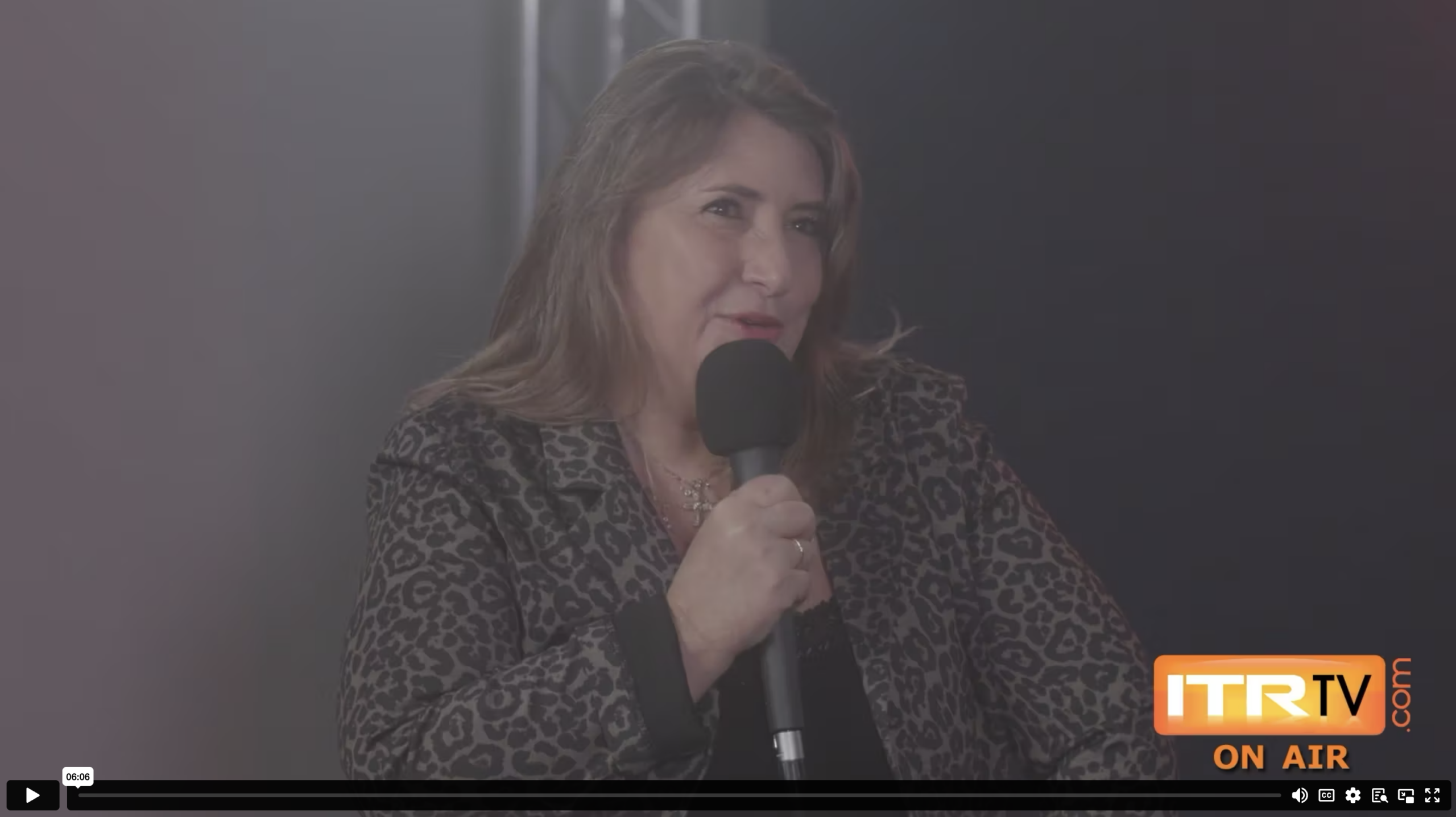 Rencontre avec Mélanie Biberian